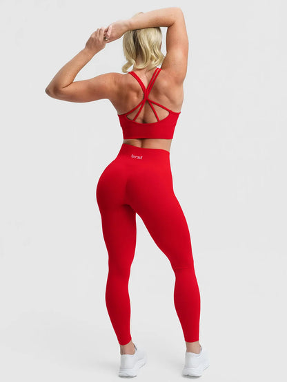 A model wearing a BRXL® STAYLAT™ Seamless High-Rise Sculpt Anti-Roll Leggings 3.0