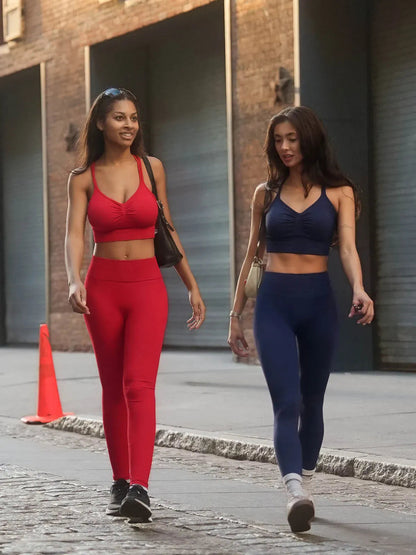 A model wearing a BRXL® Seamless High Waisted Butt-Lifting Leggings